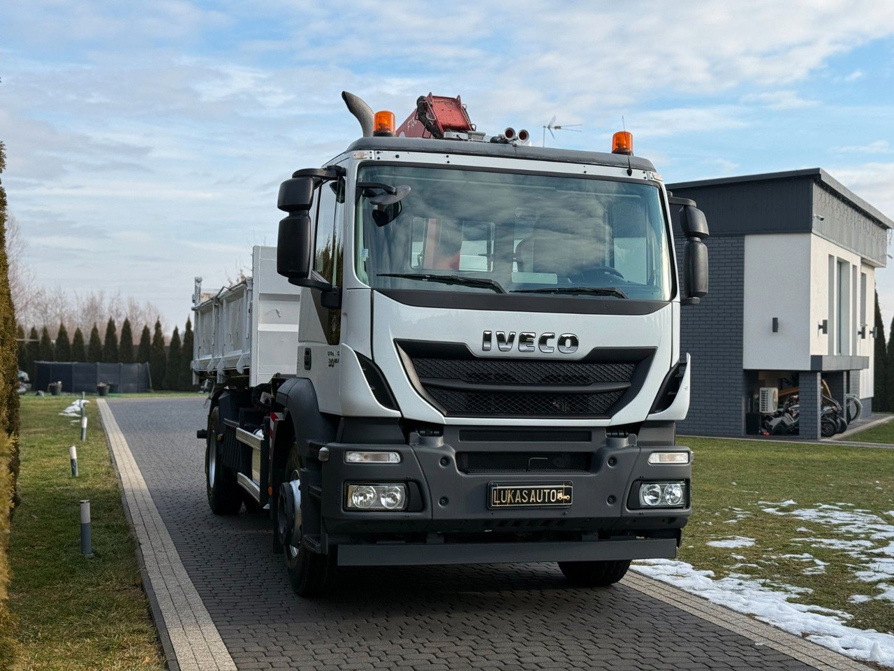 Iveco STRALIS 330 / 4x2/ TIPPER /FASSI F135 - Самосвал, Автоманипулятор: фото 3 Iveco STRALIS 330 / 4x2/ TIPPER /FASSI F135 - Самосвал, Автоманипулятор: фото 3