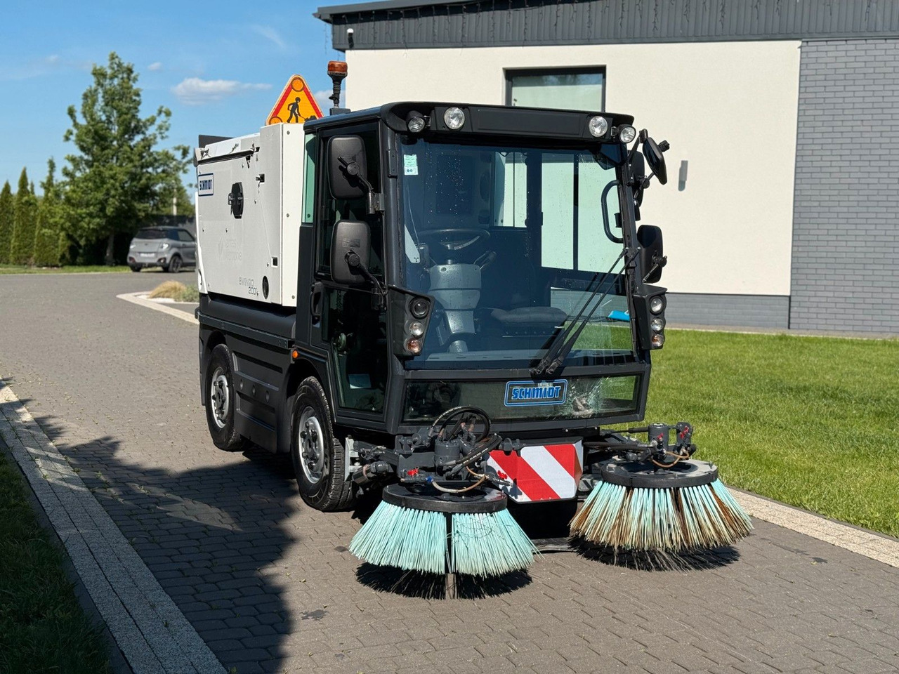 Schmidt SWINGO 200+ - Подметально-уборочная машина: фото 3 Schmidt SWINGO 200+ - Подметально-уборочная машина: фото 3