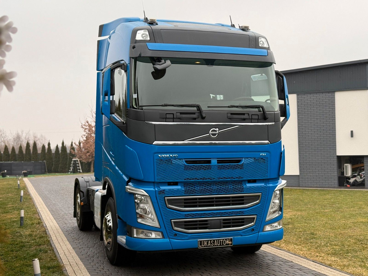 Volvo FH 500 HYDRAULIC - Тягач: фото 3 Volvo FH 500 HYDRAULIC - Тягач: фото 3