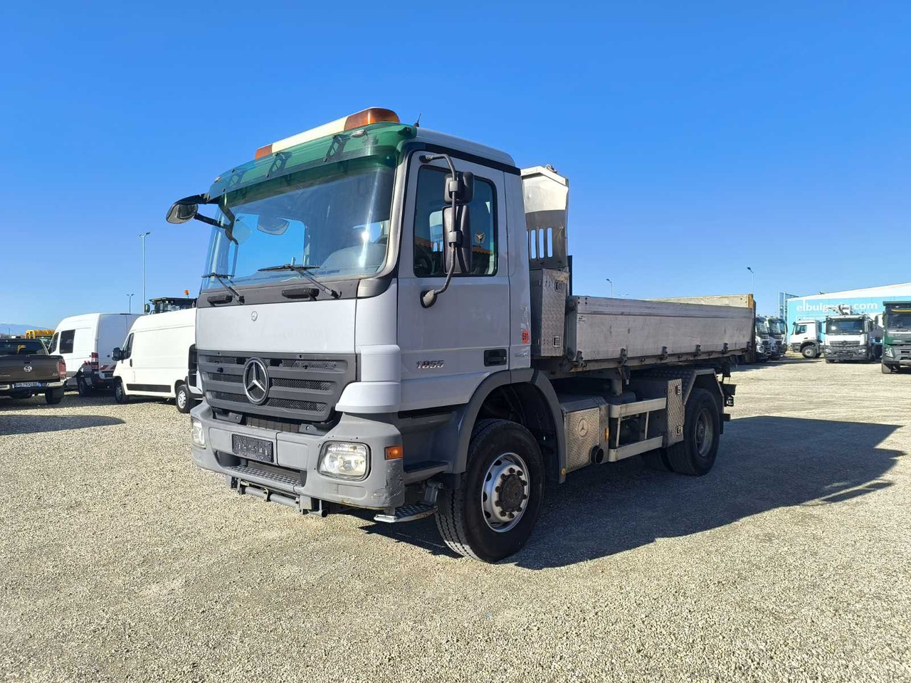MERCEDES-BENZ Actros 1855 4X4 - Самосвал: фото 3 MERCEDES-BENZ Actros 1855 4X4 - Самосвал: фото 3