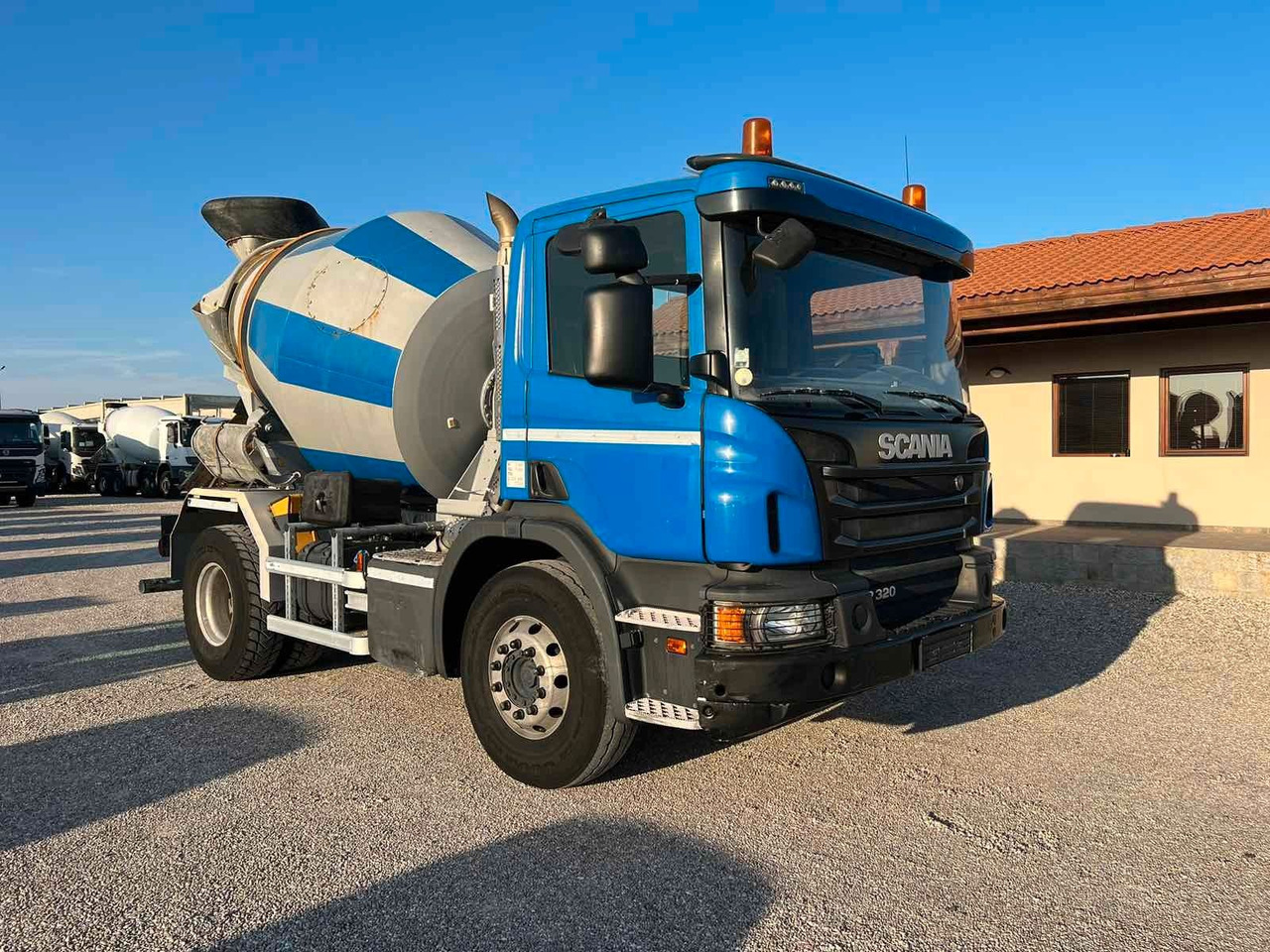Scania P320 LIEBHERR 4M3 - Автобетоносмеситель: фото 1 Scania P320 LIEBHERR 4M3 - Автобетоносмеситель: фото 1