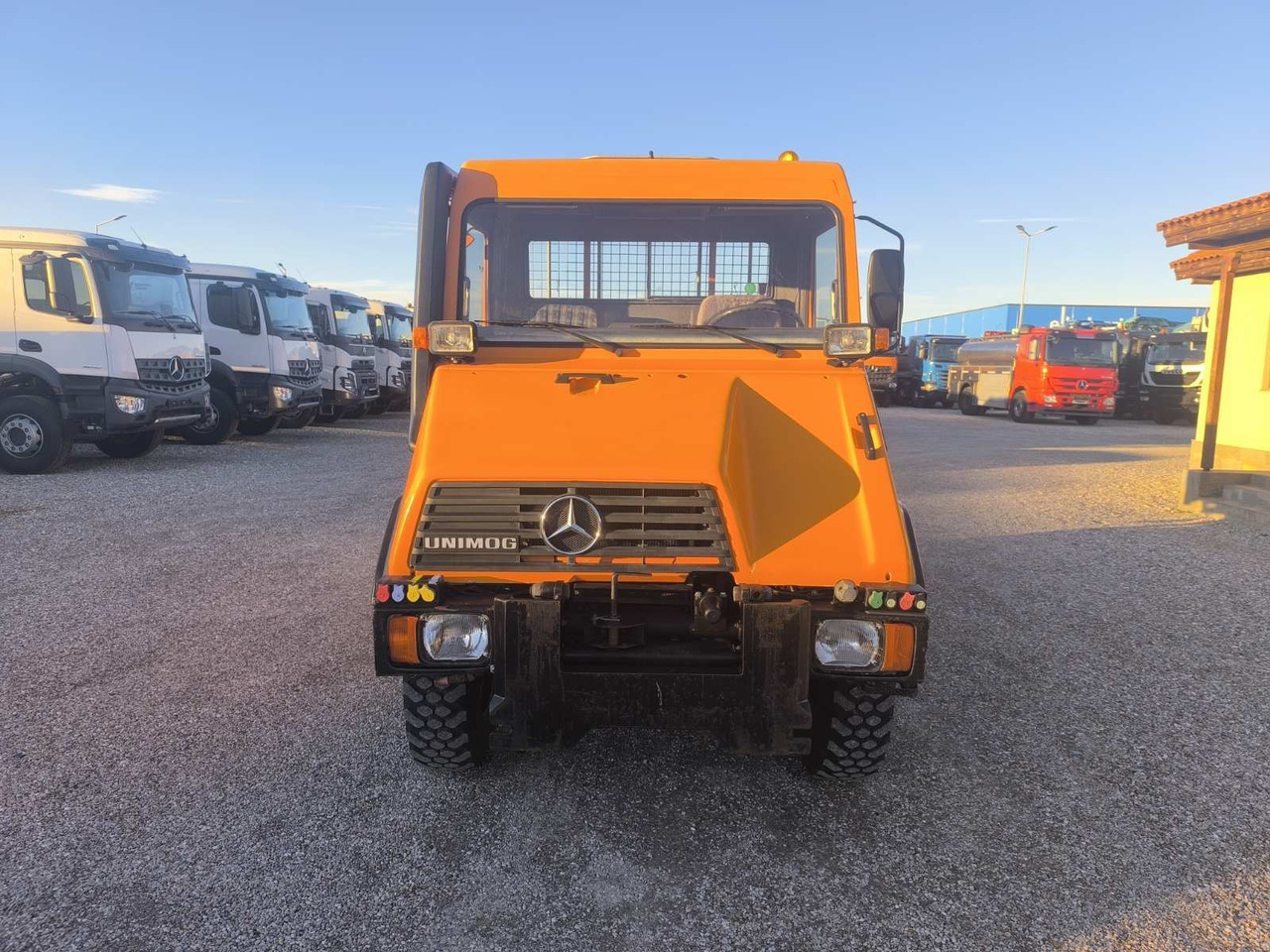 UNIMOG U90 - Самосвал: фото 2 UNIMOG U90 - Самосвал: фото 2