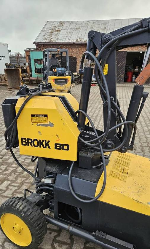Строительная техника Robot wyburzeniowy Brokk 80 młot: фото 11