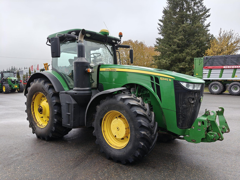 John Deere 8345R e23 - Трактор: фото 1 John Deere 8345R e23 - Трактор: фото 1
