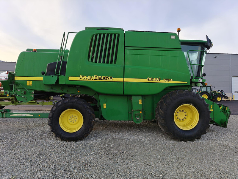 John Deere JOHN DEERE 9640I WTS - Зерноуборочный комбайн: фото 2 John Deere JOHN DEERE 9640I WTS - Зерноуборочный комбайн: фото 2