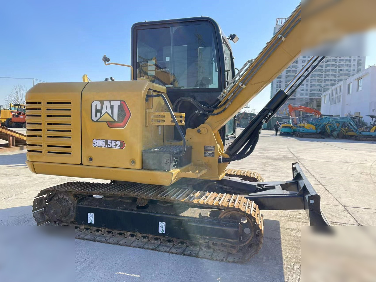 CATERPILLAR 305.5E2 - Мини-экскаватор: фото 3 CATERPILLAR 305.5E2 - Мини-экскаватор: фото 3