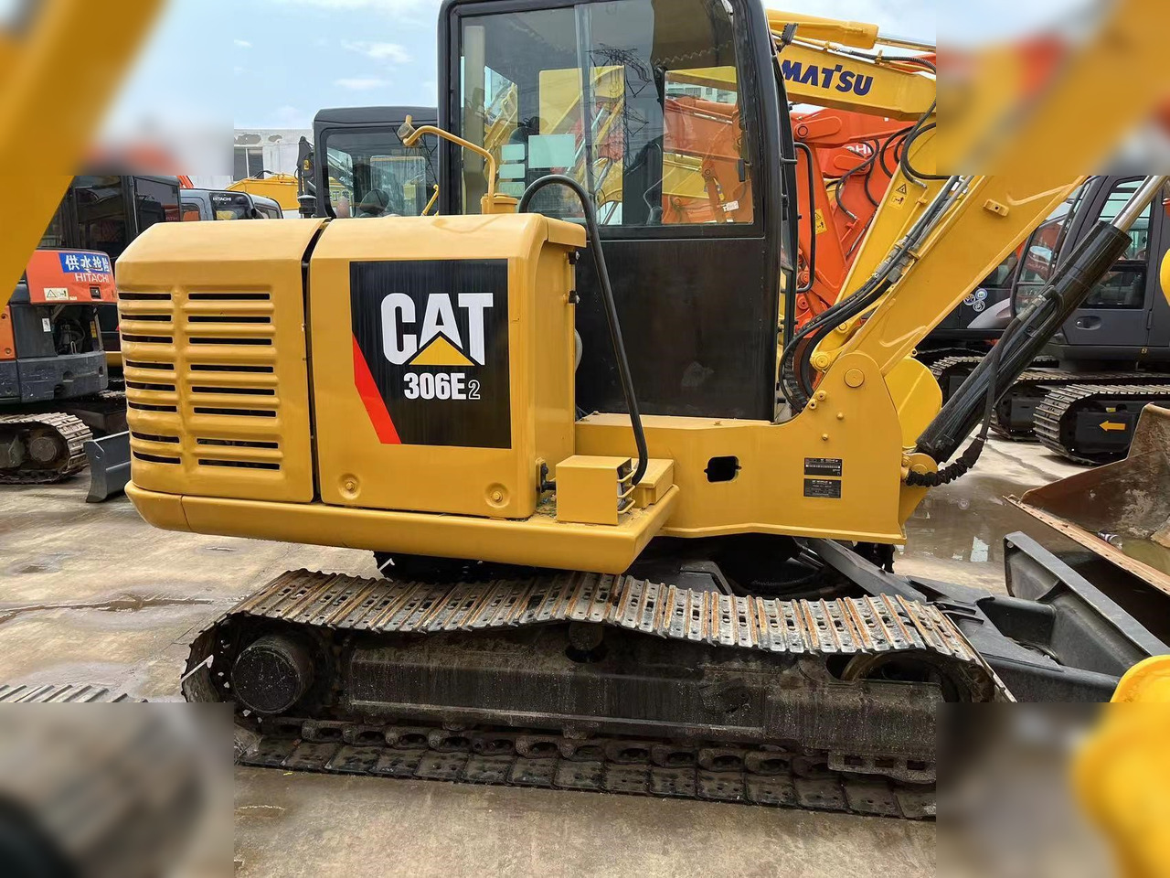 CATERPILLAR 306E2 - Гусеничный экскаватор: фото 1 CATERPILLAR 306E2 - Гусеничный экскаватор: фото 1