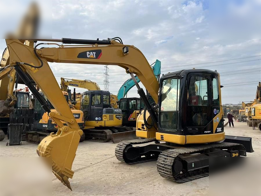 CATERPILLAR 308C - Гусеничный экскаватор: фото 4 CATERPILLAR 308C - Гусеничный экскаватор: фото 4