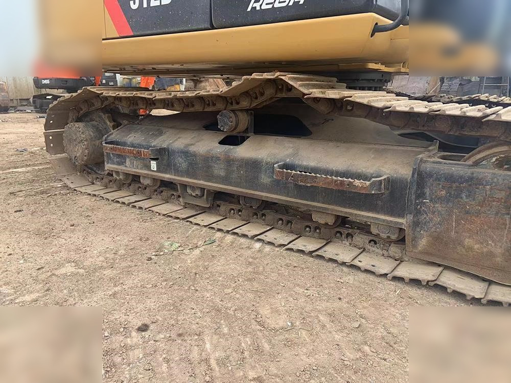 CATERPILLAR 312D - Гусеничный экскаватор: фото 4 CATERPILLAR 312D - Гусеничный экскаватор: фото 4