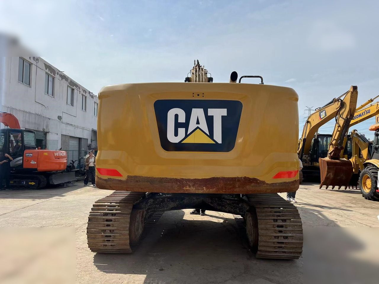 CATERPILLAR 320 - Гусеничный экскаватор: фото 2 CATERPILLAR 320 - Гусеничный экскаватор: фото 2