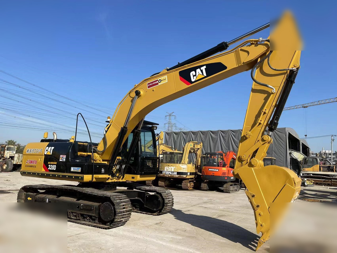 CATERPILLAR 320D - Гусеничный экскаватор: фото 2 CATERPILLAR 320D - Гусеничный экскаватор: фото 2