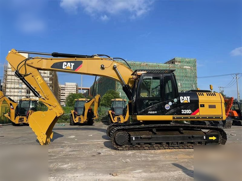 CATERPILLAR 320DL - Гусеничный экскаватор: фото 1 CATERPILLAR 320DL - Гусеничный экскаватор: фото 1