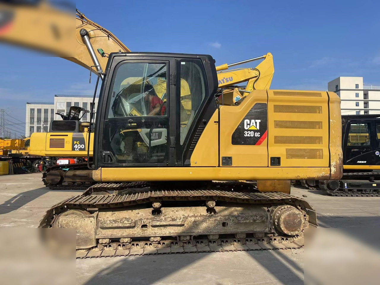 CATERPILLAR 320GC - Гусеничный экскаватор: фото 4 CATERPILLAR 320GC - Гусеничный экскаватор: фото 4