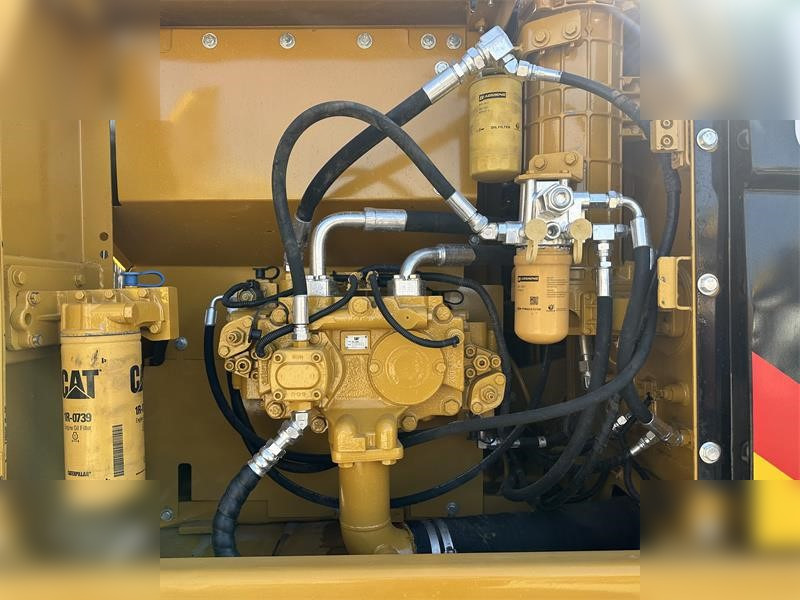 CATERPILLAR 323D - Гусеничный экскаватор: фото 5 CATERPILLAR 323D - Гусеничный экскаватор: фото 5