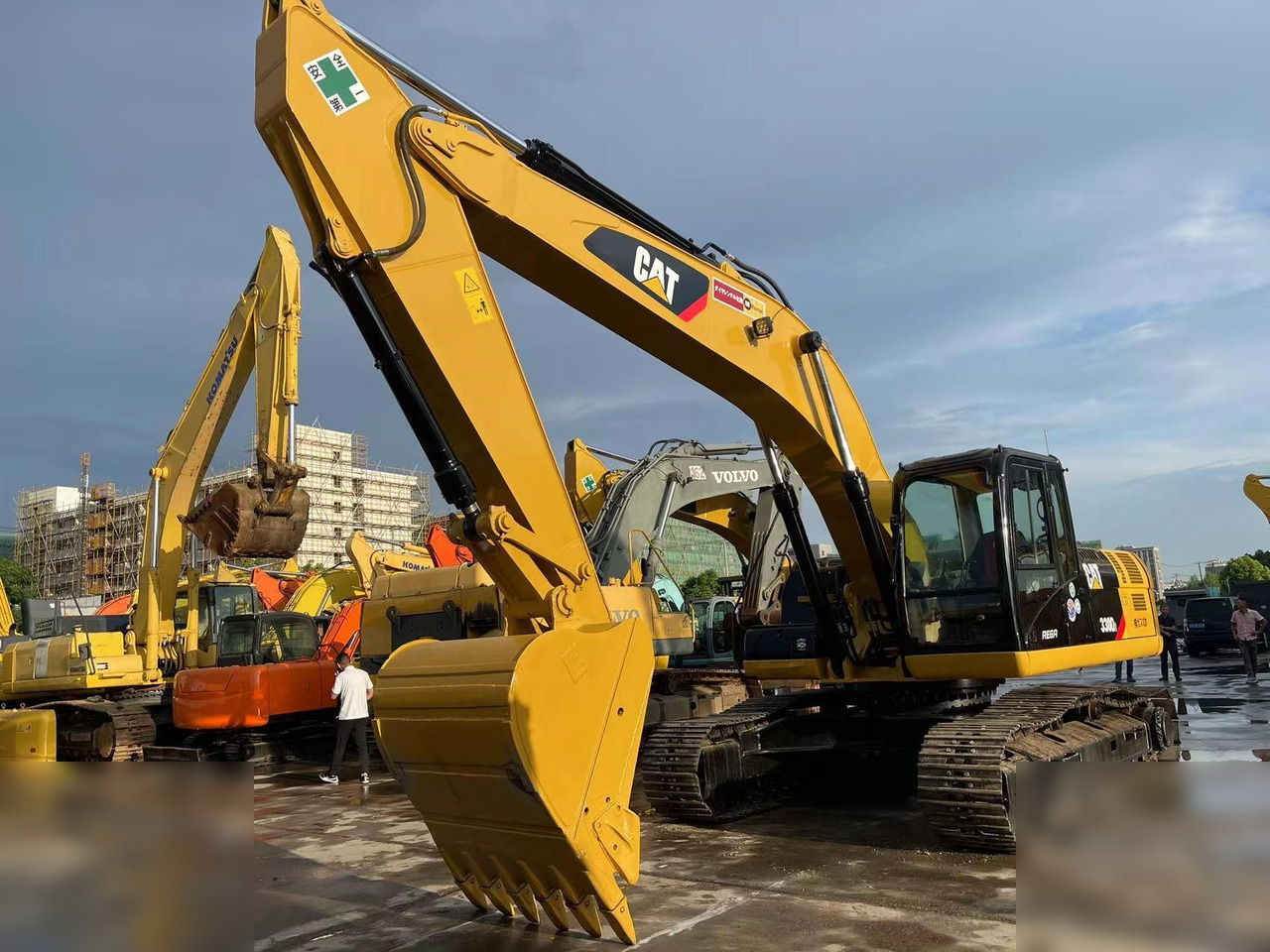 CATERPILLAR 330D - Гусеничный экскаватор: фото 2 CATERPILLAR 330D - Гусеничный экскаватор: фото 2