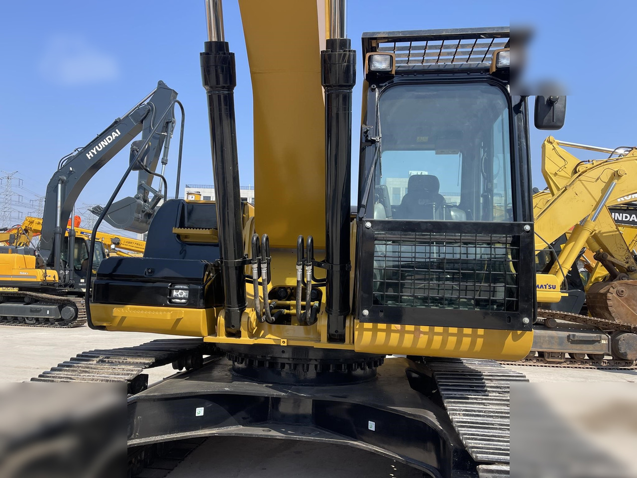 CATERPILLAR 330DL - Гусеничный экскаватор: фото 2 CATERPILLAR 330DL - Гусеничный экскаватор: фото 2