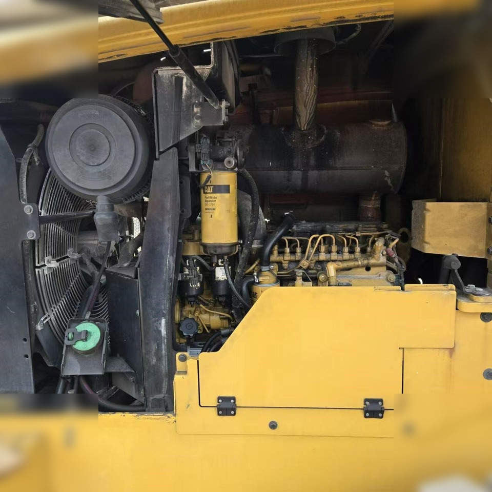 Колёсный погрузчик CATERPILLAR 924K: фото 8