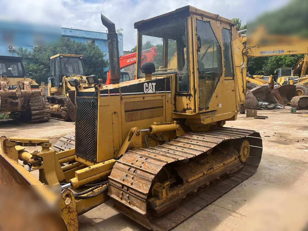 CATERPILLAR D5C - Бульдозер: фото 3 CATERPILLAR D5C - Бульдозер: фото 3