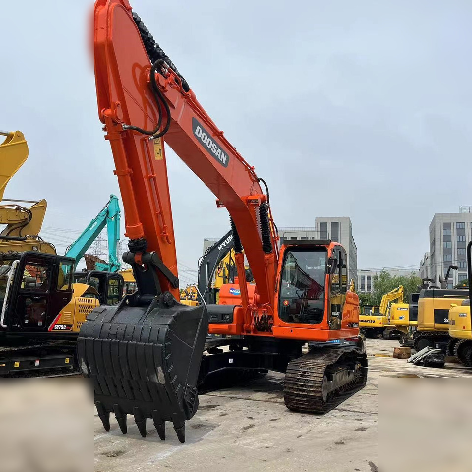 DOOSAN DX225 LCA - Гусеничный экскаватор: фото 2 DOOSAN DX225 LCA - Гусеничный экскаватор: фото 2