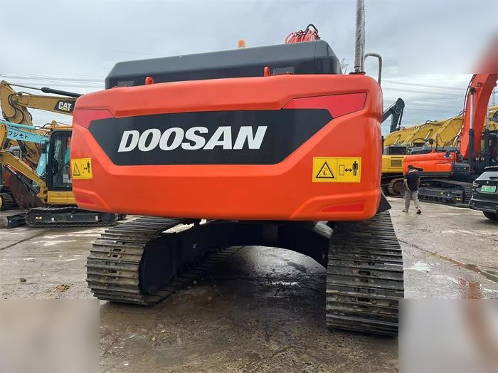 DOOSAN DX225 LCA - Гусеничный экскаватор: фото 3 DOOSAN DX225 LCA - Гусеничный экскаватор: фото 3