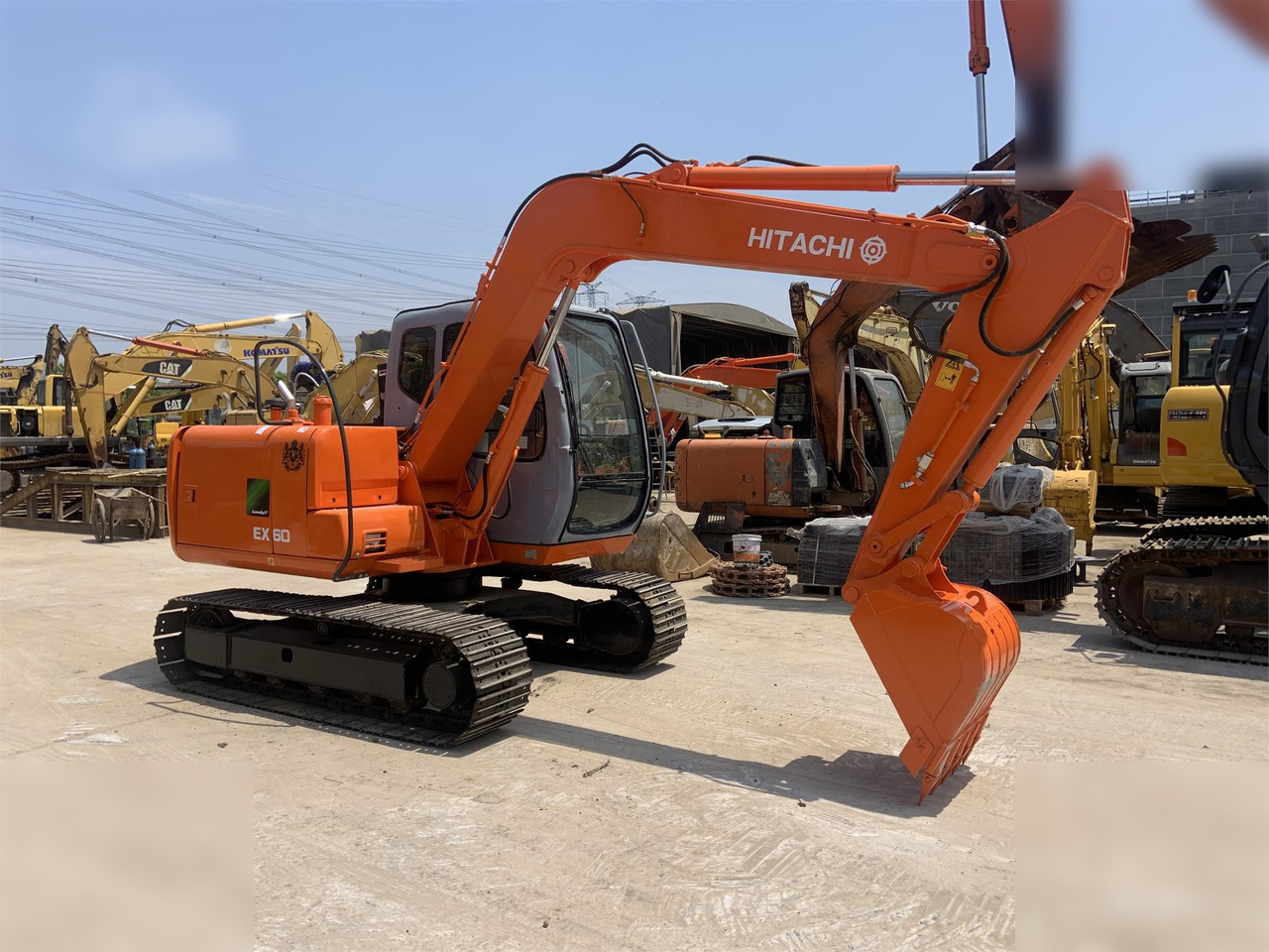 HITACHI EX60-5 - Гусеничный экскаватор: фото 1 HITACHI EX60-5 - Гусеничный экскаватор: фото 1