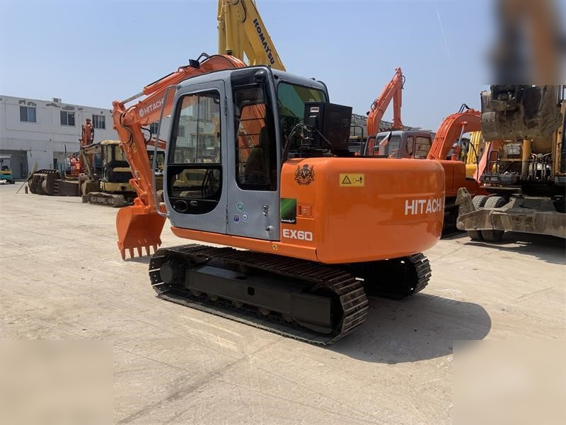 HITACHI EX60-5 - Гусеничный экскаватор: фото 2 HITACHI EX60-5 - Гусеничный экскаватор: фото 2