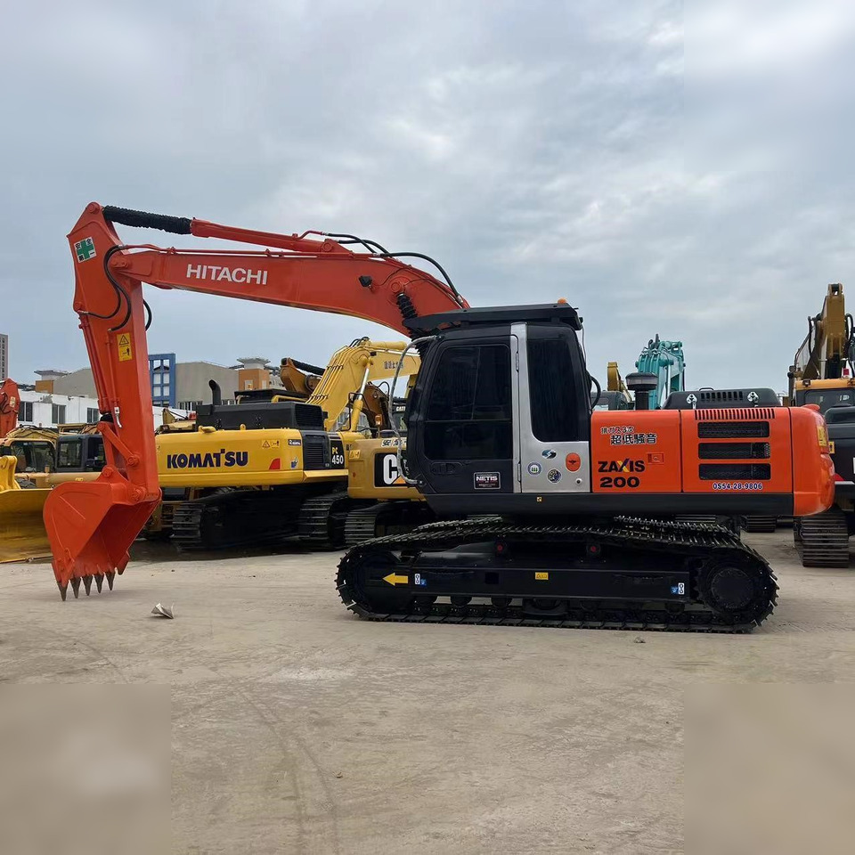 HITACHI ZX200-3G - Гусеничный экскаватор: фото 1 HITACHI ZX200-3G - Гусеничный экскаватор: фото 1