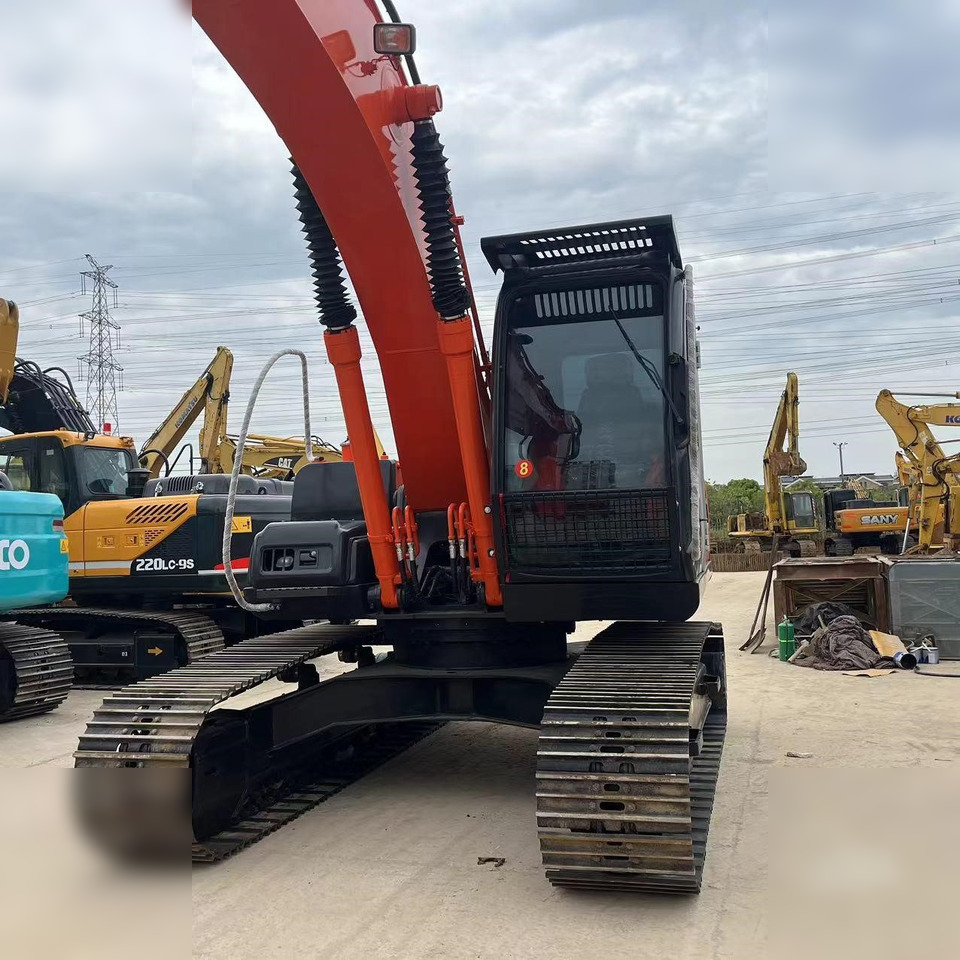 HITACHI ZX200-3G - Гусеничный экскаватор: фото 4 HITACHI ZX200-3G - Гусеничный экскаватор: фото 4