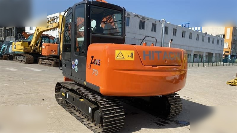 HITACHI ZX70 - Гусеничный экскаватор: фото 3 HITACHI ZX70 - Гусеничный экскаватор: фото 3