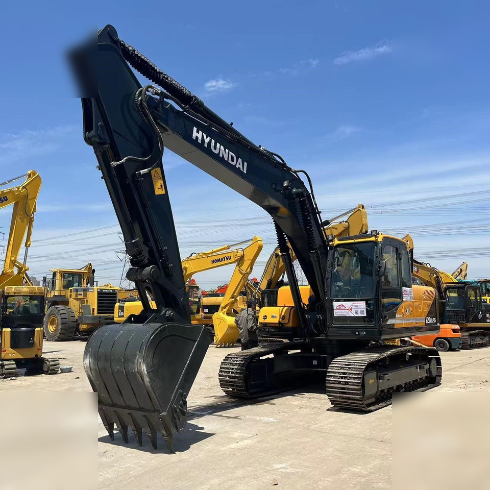 HYUNDAI ROBEX 220 LC-9S - Гусеничный экскаватор: фото 2 HYUNDAI ROBEX 220 LC-9S - Гусеничный экскаватор: фото 2