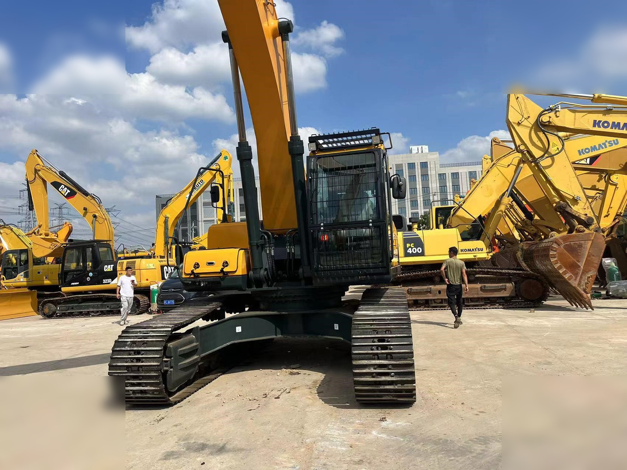 HYUNDAI ROBEX 330 LC-9S - Гусеничный экскаватор: фото 4 HYUNDAI ROBEX 330 LC-9S - Гусеничный экскаватор: фото 4