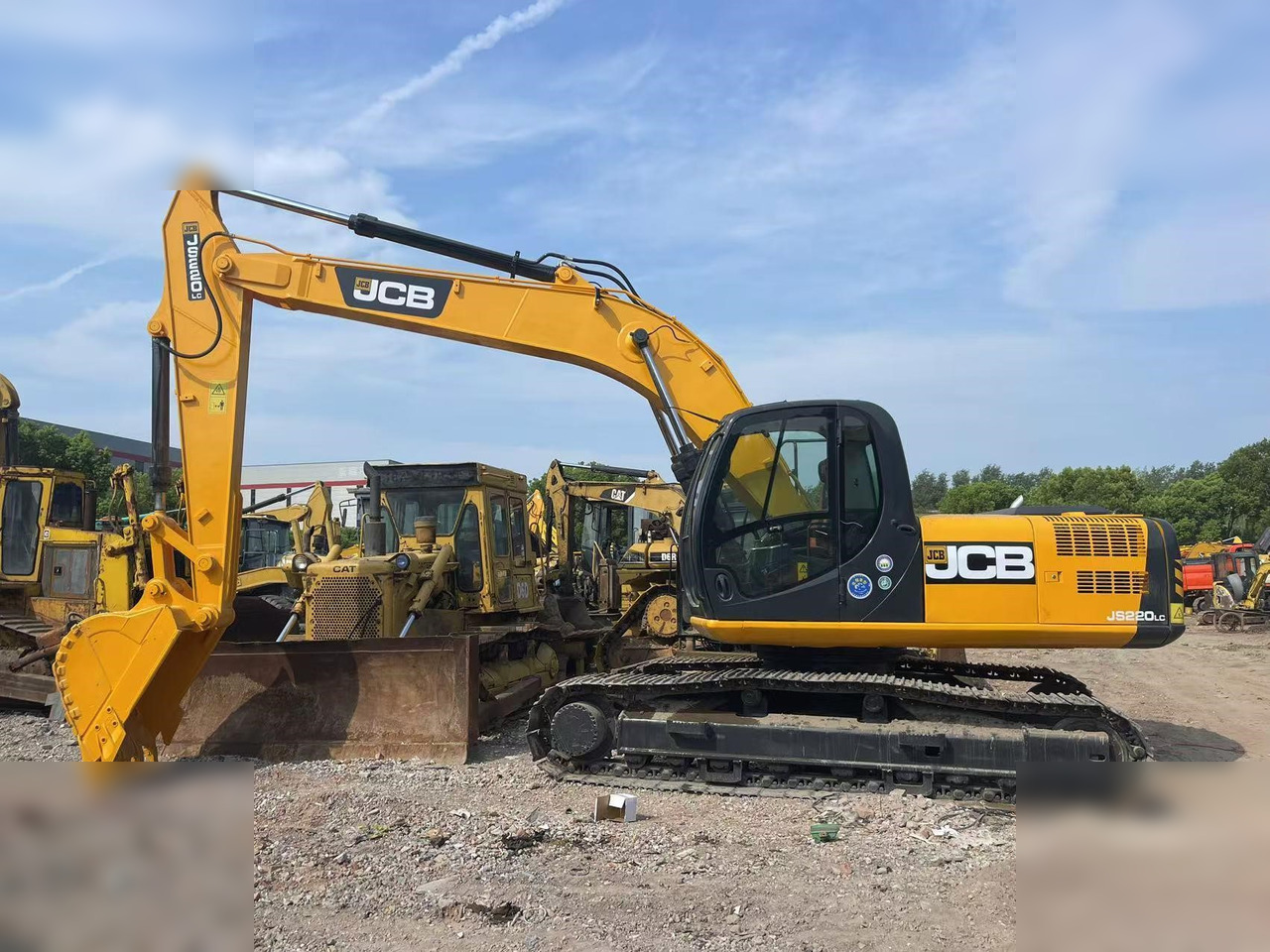 JCB JS220 LC - Гусеничный экскаватор: фото 1 JCB JS220 LC - Гусеничный экскаватор: фото 1