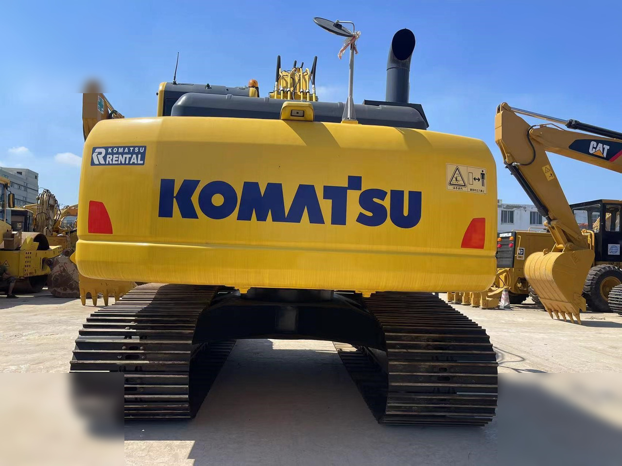 KOMATSU PC200-8 - Гусеничный экскаватор: фото 4 KOMATSU PC200-8 - Гусеничный экскаватор: фото 4