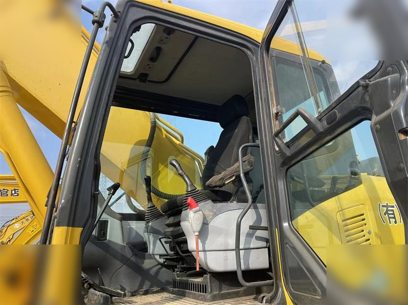 KOMATSU PC400-7 - Гусеничный экскаватор: фото 5 KOMATSU PC400-7 - Гусеничный экскаватор: фото 5