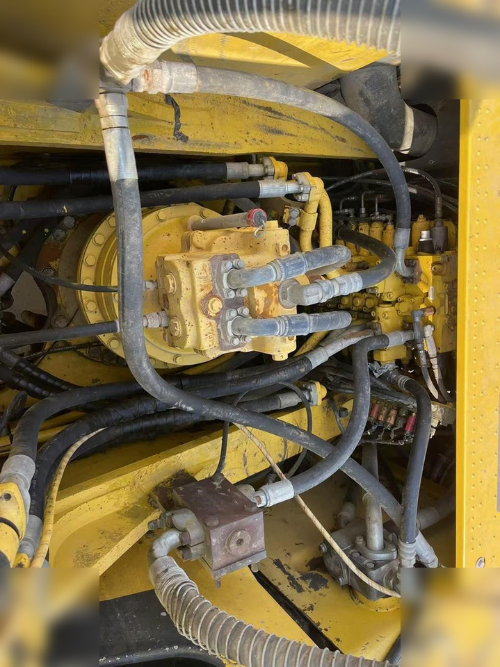 KOMATSU PC400-8 - Гусеничный экскаватор: фото 5 KOMATSU PC400-8 - Гусеничный экскаватор: фото 5