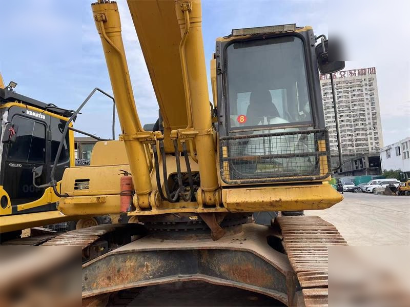 Гусеничный экскаватор KOMATSU PC400-8: фото 6