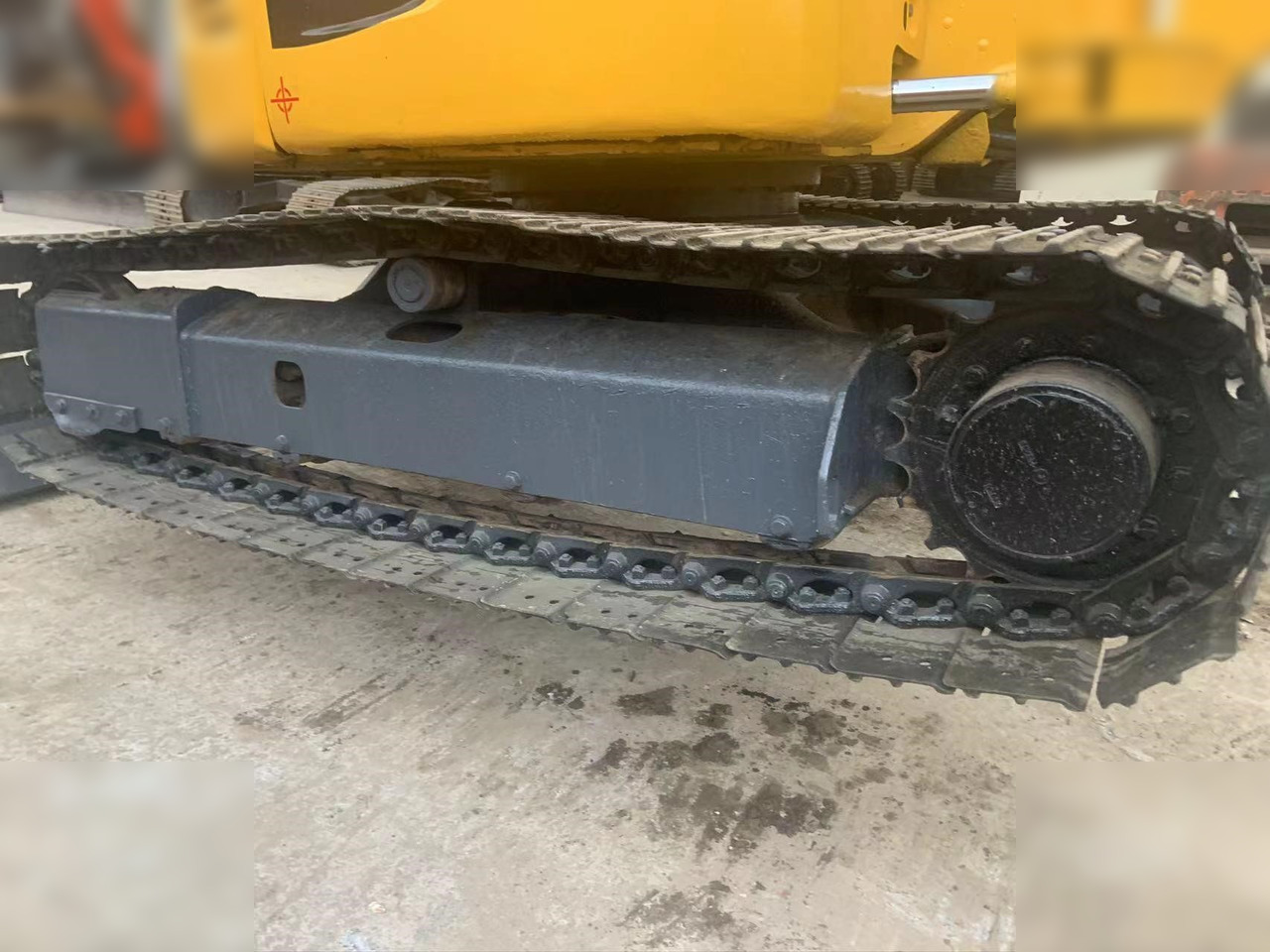 KOMATSU PC40MR-2 - Мини-экскаватор: фото 2 KOMATSU PC40MR-2 - Мини-экскаватор: фото 2