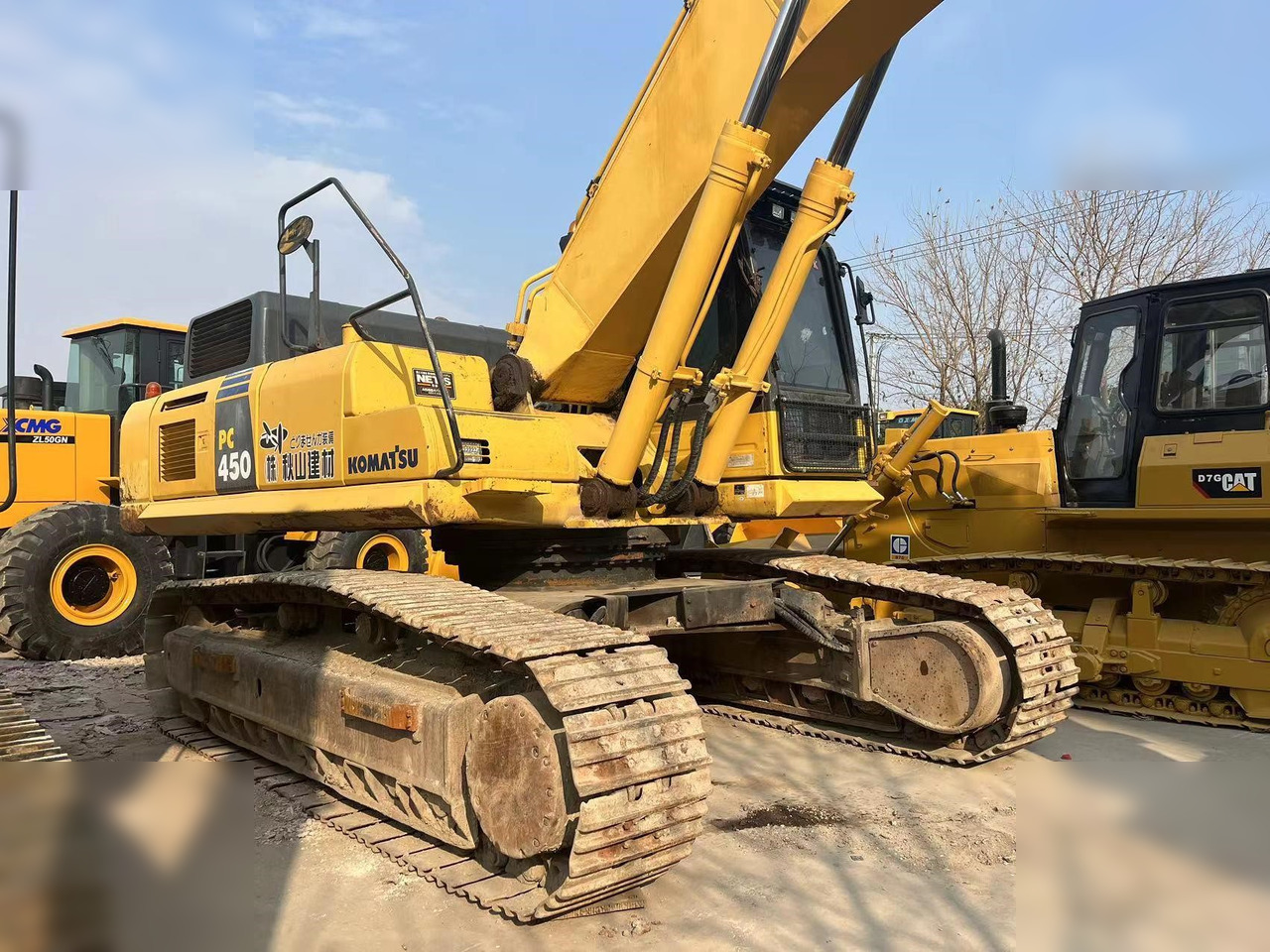 KOMATSU PC450-8 - Гусеничный экскаватор: фото 1 KOMATSU PC450-8 - Гусеничный экскаватор: фото 1