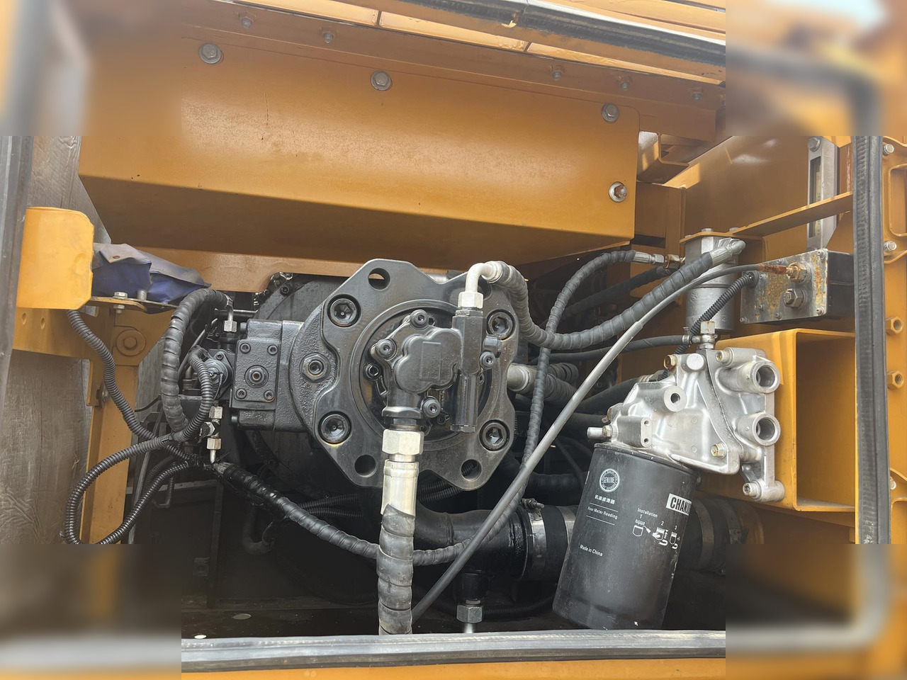 Гусеничный экскаватор SANY SY215C: фото 9 Гусеничный экскаватор SANY SY215C: фото 9