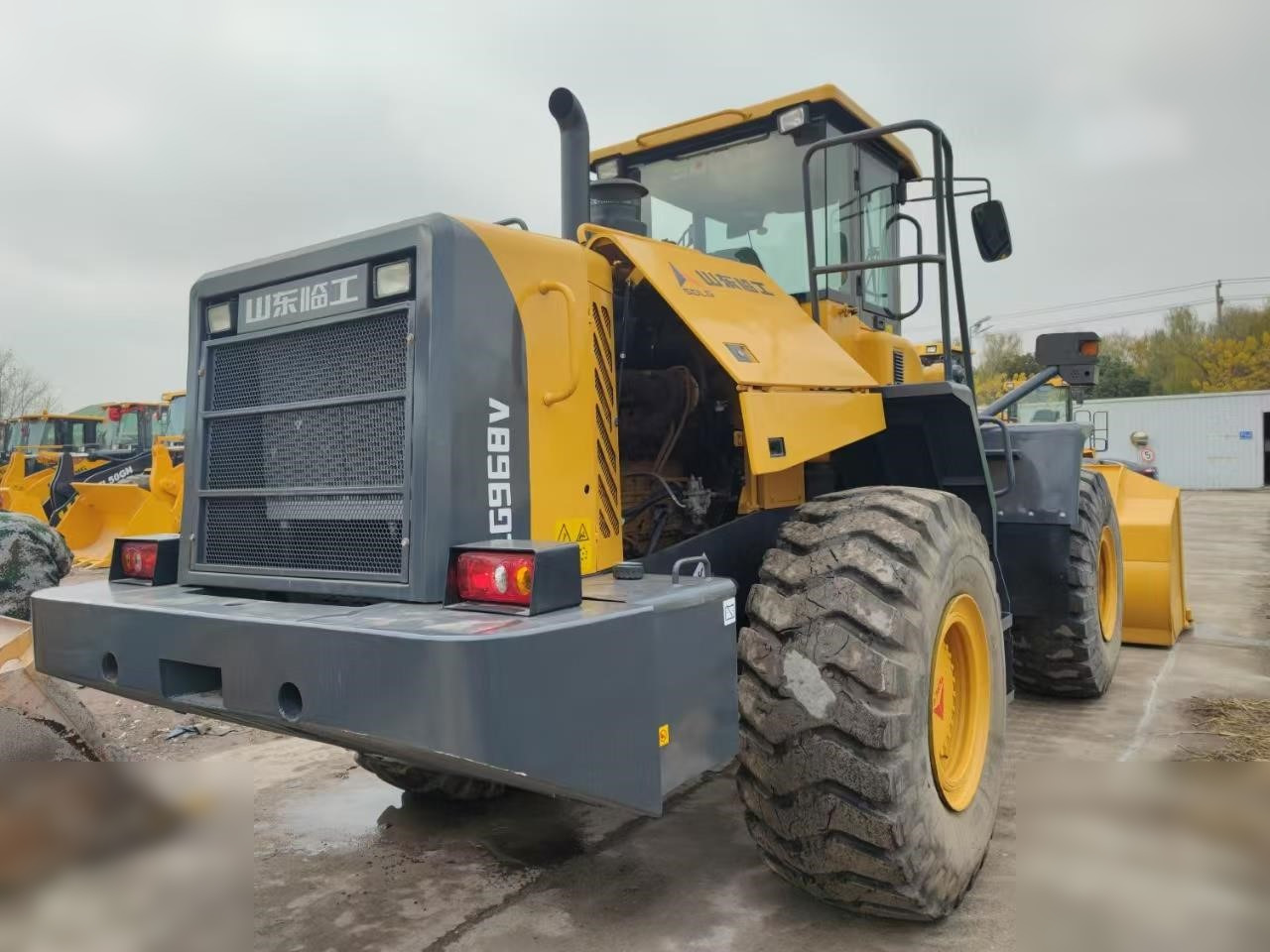 SDLG LG968V - Колёсный погрузчик: фото 3 SDLG LG968V - Колёсный погрузчик: фото 3