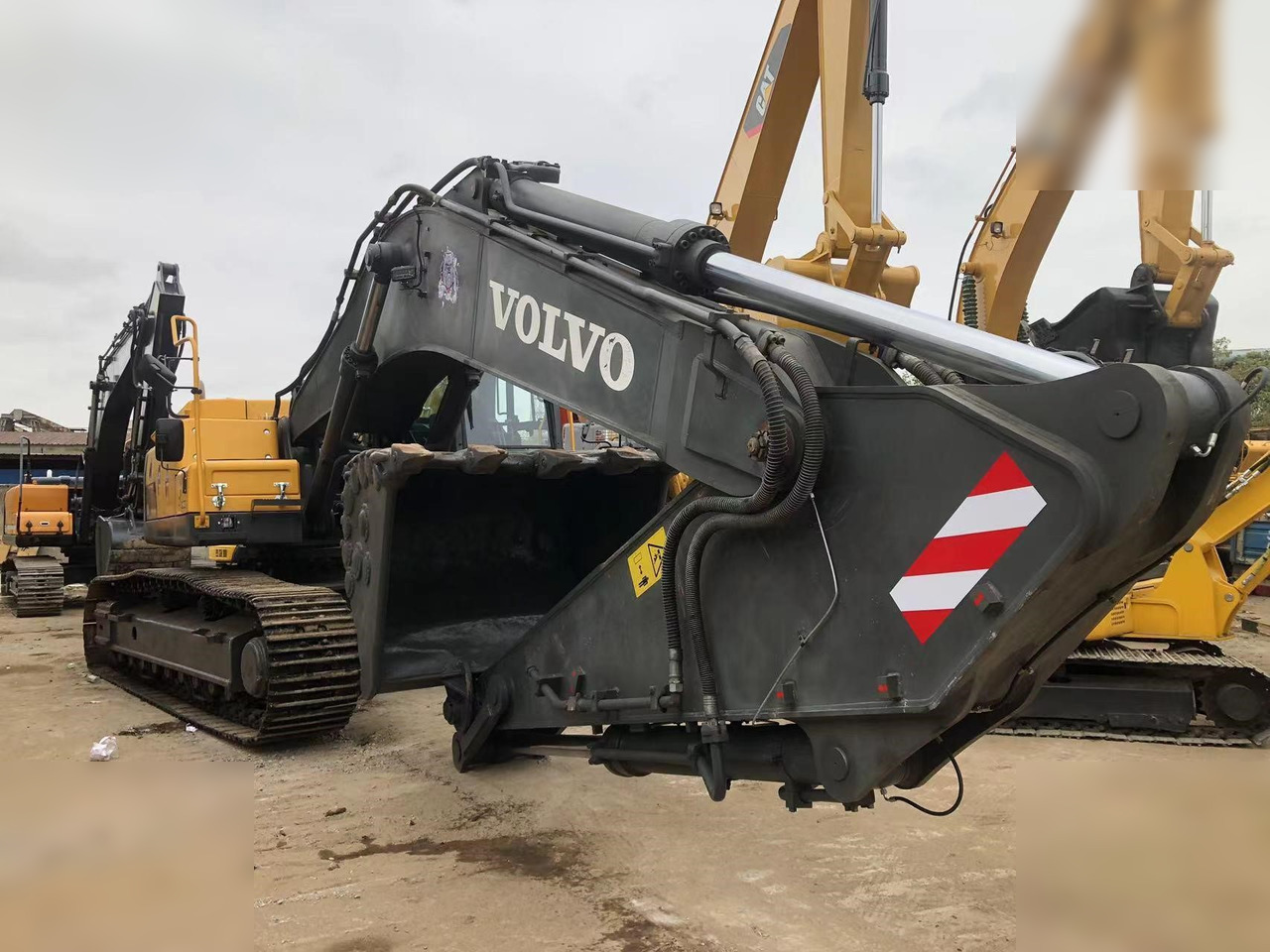 VOLVO EC480DL - Гусеничный экскаватор: фото 1 VOLVO EC480DL - Гусеничный экскаватор: фото 1