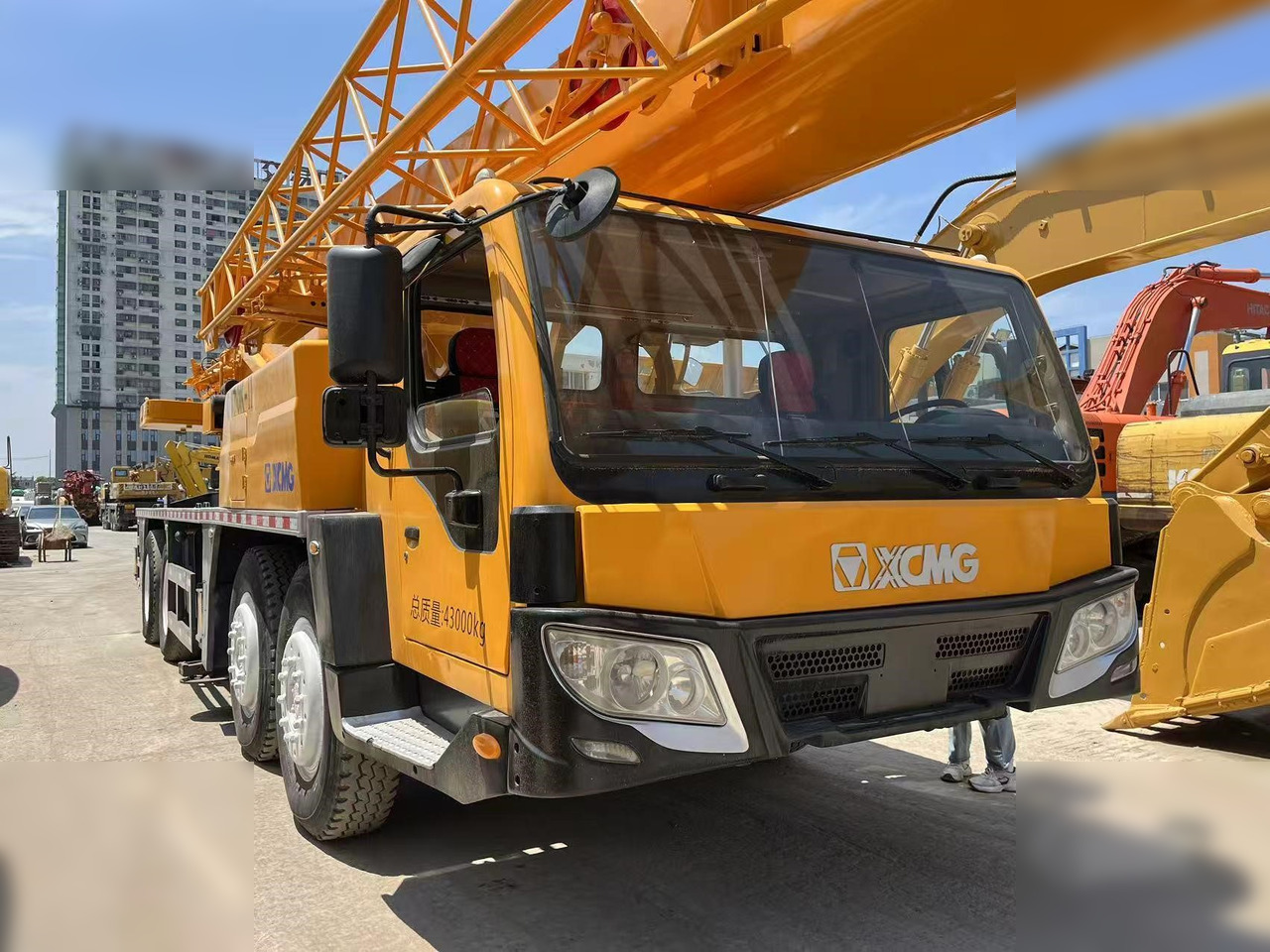 XCMG QY70K - Вседорожный кран: фото 3 XCMG QY70K - Вседорожный кран: фото 3