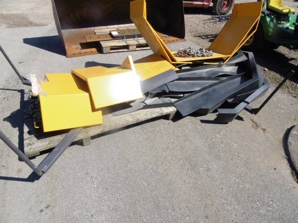 Volvo L 150 C - Крыло для Погрузчиков: фото 2 Volvo L 150 C - Крыло для Погрузчиков: фото 2