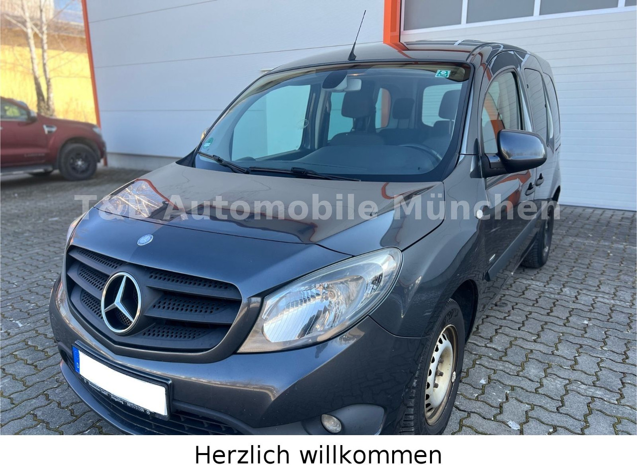 Mercedes-Benz Citan Kombi 111 CDI*Lang*Tourer*Klima*PDC*Euro6* - Легковой автомобиль: фото 2 Mercedes-Benz Citan Kombi 111 CDI*Lang*Tourer*Klima*PDC*Euro6* - Легковой автомобиль: фото 2