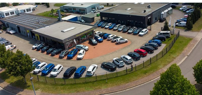 Внедорожник Skoda Karoq Style 1,5TSI DSG*AHK-VORBER*NAVI*LED*R-KAM: фото 24