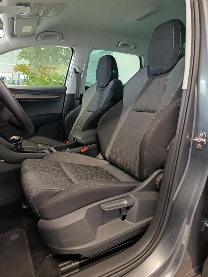 Внедорожник Skoda Karoq Style 1,5TSI DSG*AHK-VORBER*NAVI*LED*R-KAM: фото 17