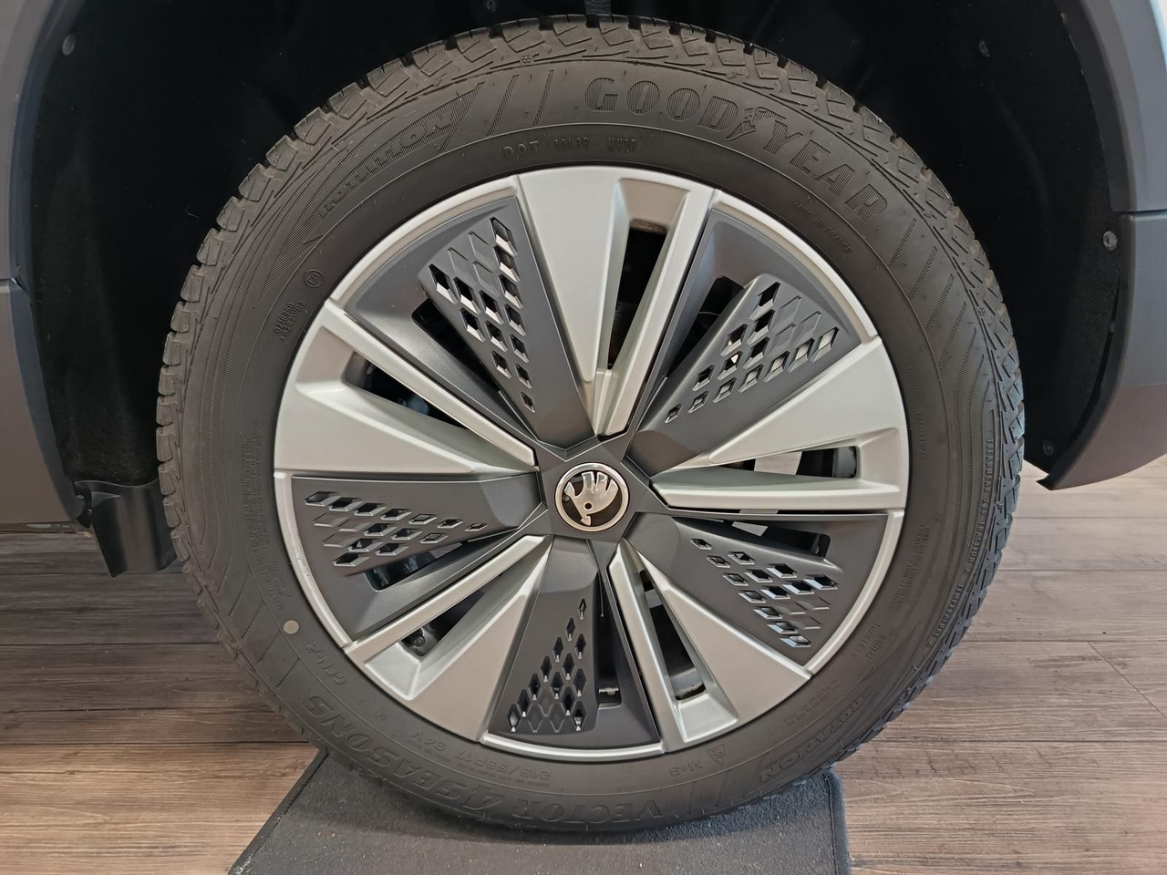 Внедорожник Skoda Karoq Style 1,5TSI DSG*AHK-VORBER*NAVI*LED*R-KAM: фото 23