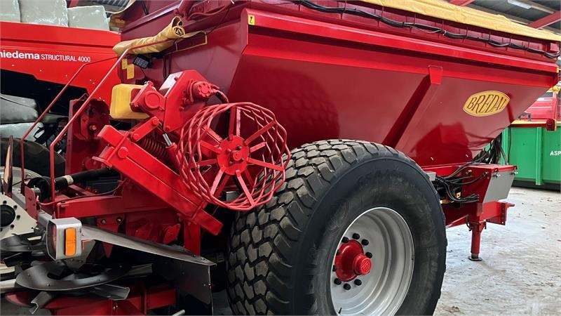 Bredal K85 - Разбрасыватель удобрений: фото 3 Bredal K85 - Разбрасыватель удобрений: фото 3