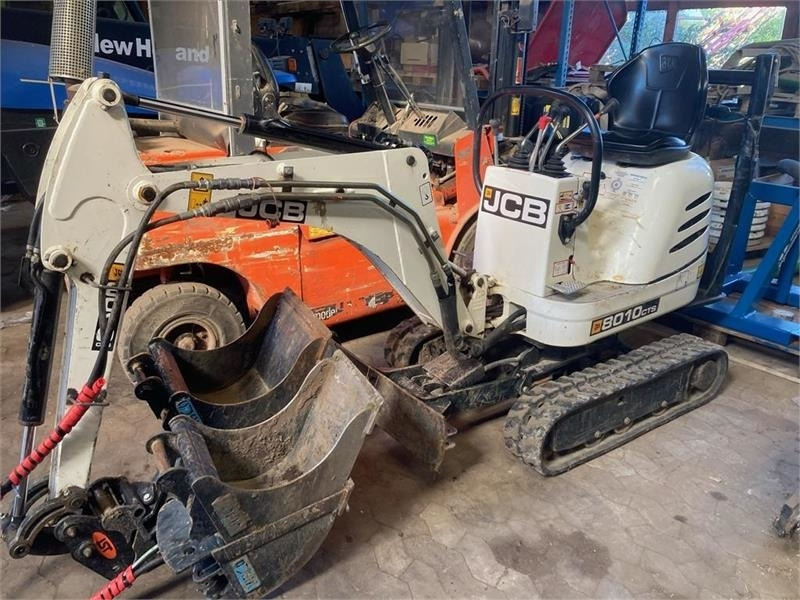 JCB 8010 CTS - Мини-экскаватор: фото 1 JCB 8010 CTS - Мини-экскаватор: фото 1