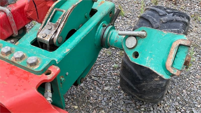 Kverneland EG 100-300-28 - Плуг: фото 4 Kverneland EG 100-300-28 - Плуг: фото 4